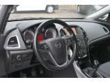 Opel Astra bei Reisemobile.expert - Abbildung (9 / 13)