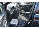 VW Sharan bei Reisemobile.expert - Abbildung (9 / 15)