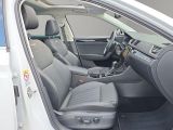 Skoda Superb bei Reisemobile.expert - Abbildung (9 / 15)
