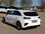 Kia Ceed bei Reisemobile.expert - Abbildung (5 / 15)