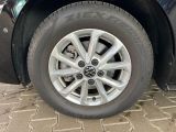 VW T7 Multivan bei Reisemobile.expert - Abbildung (4 / 13)