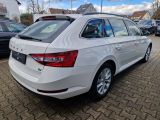 Skoda Superb bei Reisemobile.expert - Abbildung (6 / 15)