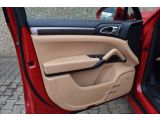Porsche Cayenne bei Reisemobile.expert - Abbildung (8 / 12)