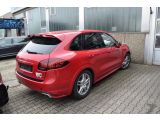 Porsche Cayenne bei Reisemobile.expert - Abbildung (4 / 12)