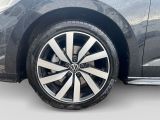 VW Touran bei Reisemobile.expert - Abbildung (7 / 9)
