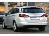 Opel Astra bei Reisemobile.expert - Abbildung (3 / 15)