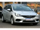 Opel Astra bei Reisemobile.expert - Abbildung (2 / 15)