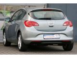 Opel Astra bei Reisemobile.expert - Abbildung (3 / 15)