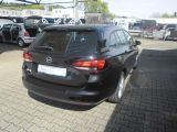 Opel Astra bei Reisemobile.expert - Abbildung (4 / 15)