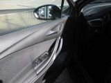 Opel Astra bei Reisemobile.expert - Abbildung (7 / 15)