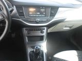 Opel Astra bei Reisemobile.expert - Abbildung (10 / 15)