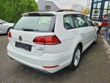 VW Golf bei Reisemobile.expert - Abbildung (4 / 15)