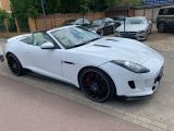 Jaguar F-Type bei Reisemobile.expert - Abbildung (13 / 15) Jaguar F-Type bei Reisemobile.expert - Abbildung (13 / 15)