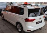 VW Touran bei Reisemobile.expert - Abbildung (12 / 15)