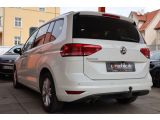 VW Touran bei Reisemobile.expert - Abbildung (13 / 15)