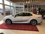 Toyota Camry bei Reisemobile.expert - Abbildung (2 / 14)