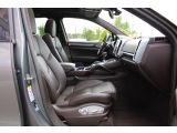 Porsche Cayenne bei Reisemobile.expert - Abbildung (8 / 15)