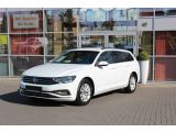 VW Passat bei Reisemobile.expert - Abbildung (2 / 15) VW Passat bei Reisemobile.expert - Abbildung (2 / 15)
