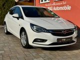 Opel Astra bei Reisemobile.expert - Abbildung (2 / 15)