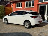 Opel Astra bei Reisemobile.expert - Abbildung (10 / 15)