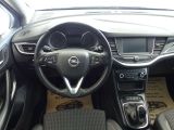 Opel Astra bei Reisemobile.expert - Abbildung (11 / 15)