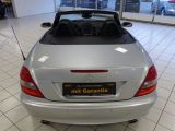 Mercedes-Benz SLK-Klasse bei Reisemobile.expert - Abbildung (12 / 15)