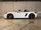 Porsche Boxster bei Reisemobile.expert - Abbildung (4 / 15)