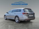 VW Passat bei Reisemobile.expert - Abbildung (4 / 15)