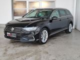 VW Passat bei Reisemobile.expert - Abbildung (2 / 15)