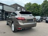 Porsche Cayenne bei Reisemobile.expert - Abbildung (14 / 15)
