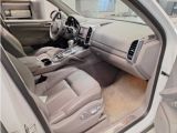 Porsche Cayenne bei Reisemobile.expert - Abbildung (3 / 6) Porsche Cayenne bei Reisemobile.expert - Abbildung (3 / 6)
