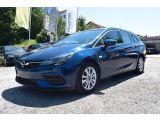 Opel Astra bei Reisemobile.expert - Abbildung (2 / 15)