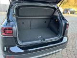 VW T-Cross bei Reisemobile.expert - Abbildung (14 / 15)