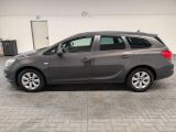 Opel Astra bei Reisemobile.expert - Abbildung (2 / 15)