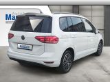 VW Touran bei Reisemobile.expert - Abbildung (3 / 12)