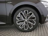 Skoda Superb bei Reisemobile.expert - Abbildung (8 / 15)