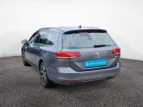 VW Passat bei Reisemobile.expert - Abbildung (4 / 15) VW Passat bei Reisemobile.expert - Abbildung (4 / 15)