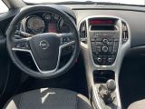 Opel Astra bei Reisemobile.expert - Abbildung (9 / 13)