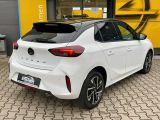 Opel Corsa bei Reisemobile.expert - Abbildung (3 / 15)