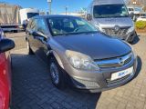 Opel Astra bei Reisemobile.expert - Abbildung (4 / 15)
