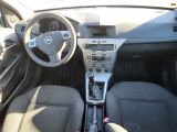 Opel Astra bei Reisemobile.expert - Abbildung (11 / 15)