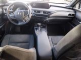 Lexus UX bei Reisemobile.expert - Abbildung (8 / 15)