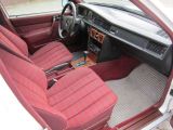 Mercedes-Benz 190 bei Reisemobile.expert - Abbildung (15 / 15)