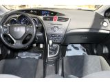 Honda Civic bei Reisemobile.expert - Abbildung (13 / 15)