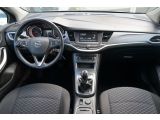 Opel Astra bei Reisemobile.expert - Abbildung (10 / 15)