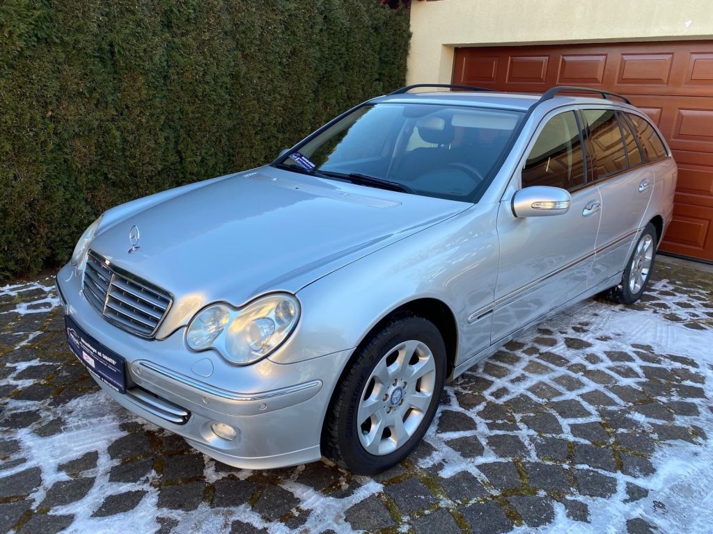 Mercedes-Benz C-Klasse bei Reisemobile.expert - Hauptabbildung Mercedes-Benz C-Klasse bei Reisemobile.expert - Hauptabbildung