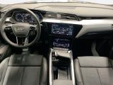 Audi Q8 bei Reisemobile.expert - Abbildung (8 / 12)