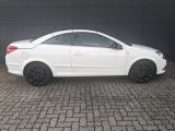 Opel Astra bei Reisemobile.expert - Abbildung (4 / 15)