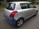 Suzuki Swift bei Reisemobile.expert - Abbildung (2 / 10)