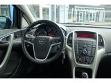 Opel Astra bei Reisemobile.expert - Abbildung (10 / 15)